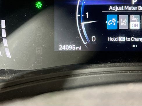 Used 2024 Toyota Grand Highlander XLE image 8