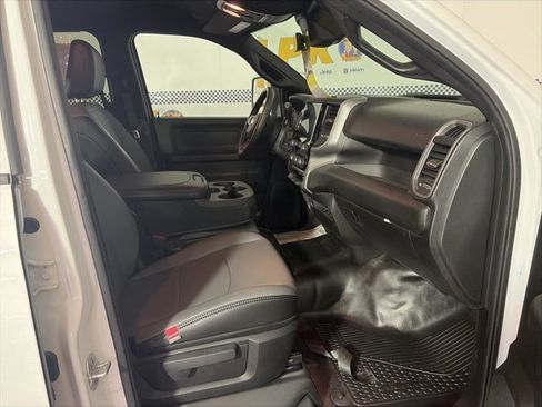 Used 2025 RAM 2500 Tradesman w/ Chrome Appearance Group image 12