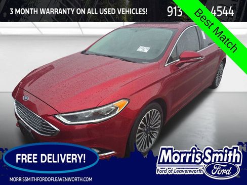 Used 2017 Ford Fusion SE w/ Fusion SE Technology Package FWD image 1