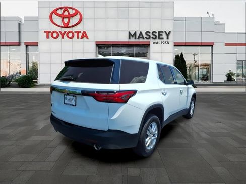 Used 2023 Chevrolet Traverse LS AWD/4WD image 3