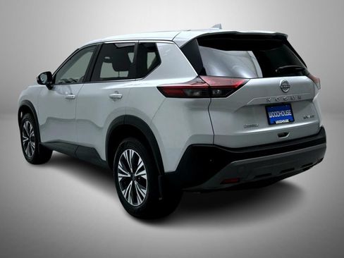 Used 2023 Nissan Rogue SV AWD/4WD image 7