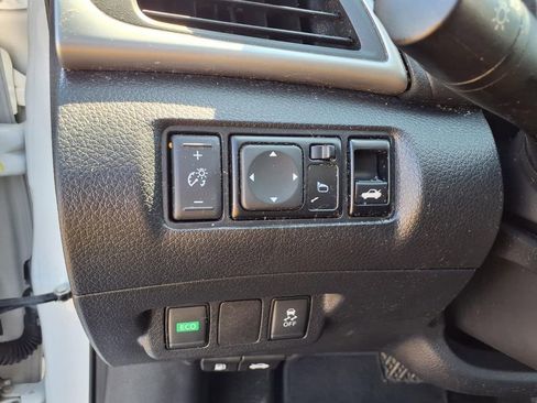 Used 2019 Nissan Sentra SV image 19