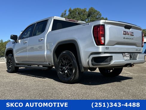 Used 2020 GMC Sierra 1500 Elevation w/ Elevation Value Package image 3