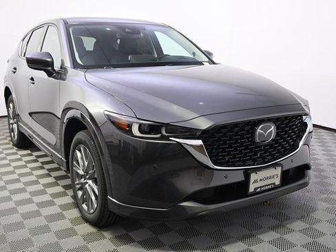New 2025 MAZDA CX-5 AWD 2.5 S w/ Premium Plus Pkg image 8