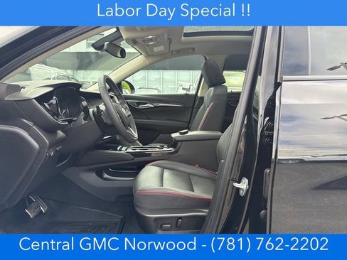 Used 2023 Buick Envision Essence w/ Technology Package I AWD/4WD image 13