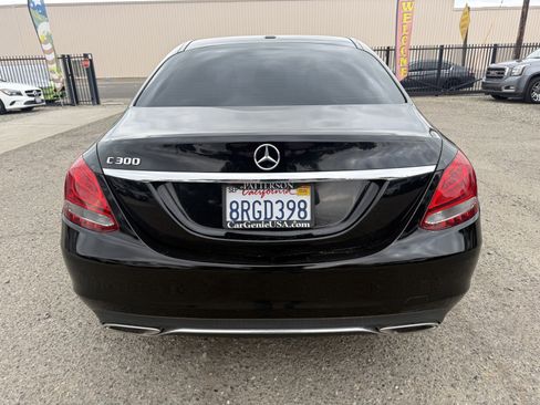 Used 2018 Mercedes-Benz C 300 Sedan image 5