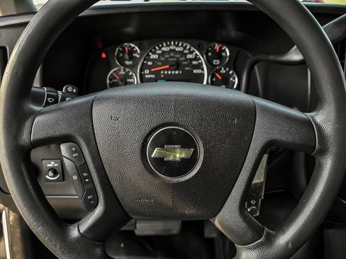 Used 2018 Chevrolet Express 3500 Extended w/ Power Convenience Package RWD image 14