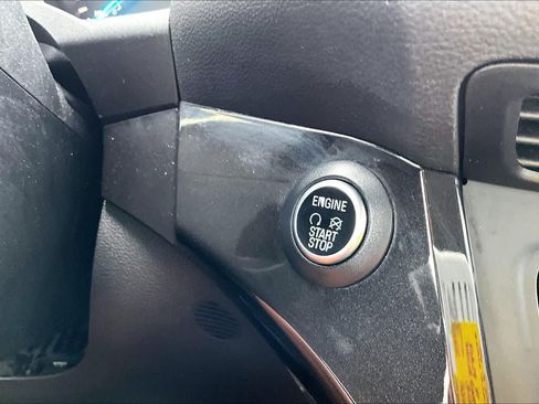 Used 2018 Ford Escape Titanium FWD image 32