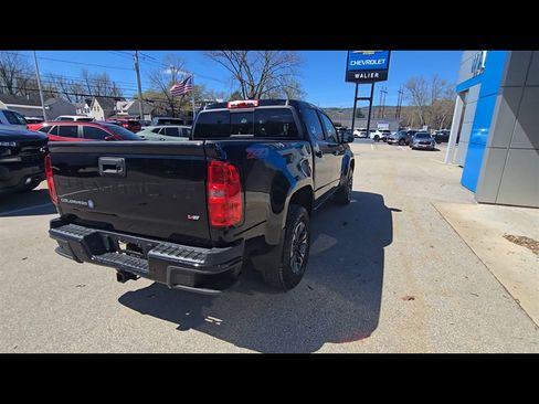 Used 2022 Chevrolet Colorado Z71 AWD/4WD image 8