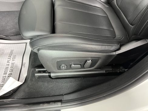 Used 2024 BMW X3 xDrive30i AWD/4WD image 17