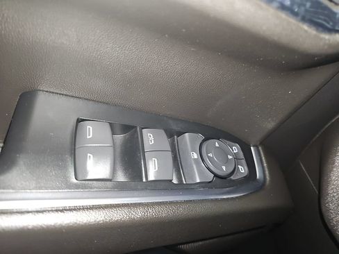 Used 2024 Chevrolet Silverado 1500 LT AWD/4WD image 28
