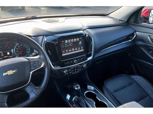 Used 2019 Chevrolet Traverse Premier image 6