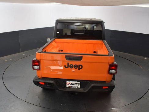 New 2025 Jeep Gladiator Sport image 42