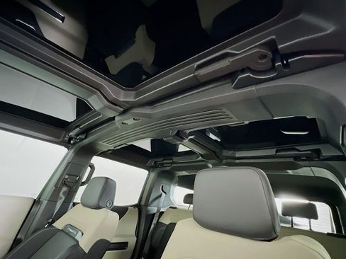 New 2026 GMC Hummer EV SUV image 23