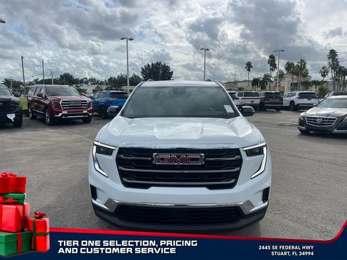 Certified 2025 GMC Acadia Elevation image 2