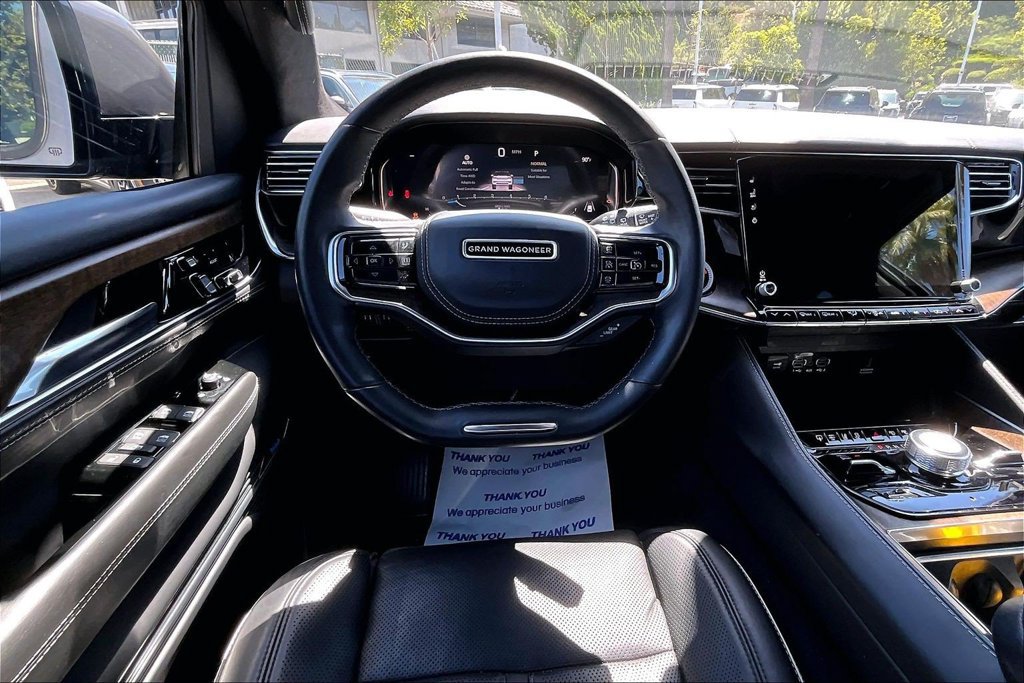 Used 2022 Jeep Grand Wagoneer Series II AWD/4WD image 7