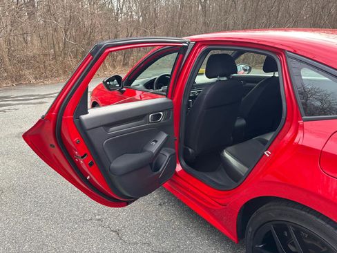 Used 2024 Honda Civic Sport image 30