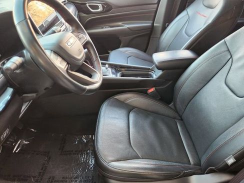 Used 2022 Jeep Compass Trailhawk w/ Trailhawk Elite Group image 11