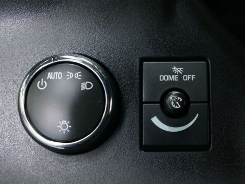 Used 2021 Chevrolet Express 3500 w/ Driver Convenience Package image 18