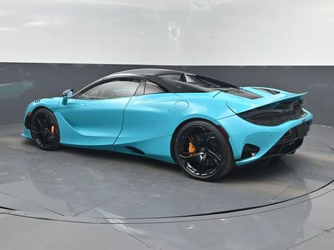 Used 2024 McLaren 750S Spider image 4