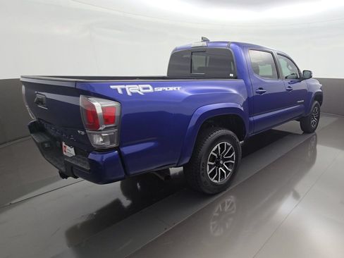 Used 2022 Toyota Tacoma TRD Sport w/ Technology Package RWD image 8