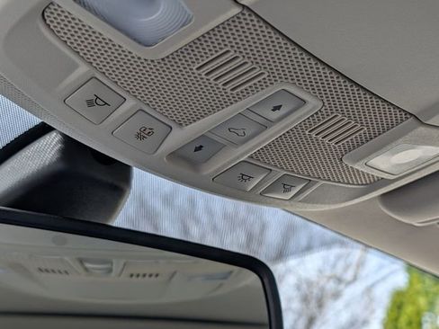 Used 2018 Ford Fusion Titanium FWD image 27