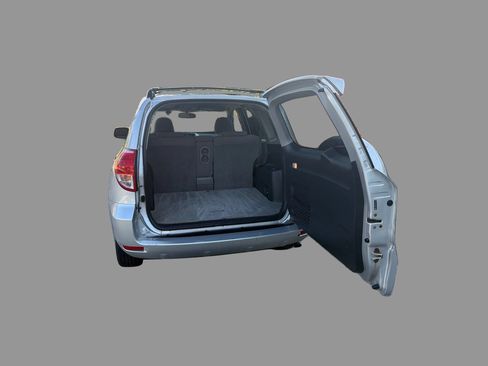Used 2006 Toyota RAV4 4WD image 15