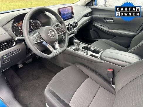 Used 2025 Nissan Sentra SV FWD image 23