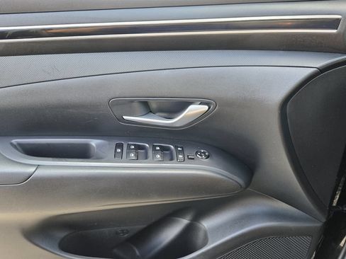 Certified 2024 Hyundai Tucson SE FWD image 25