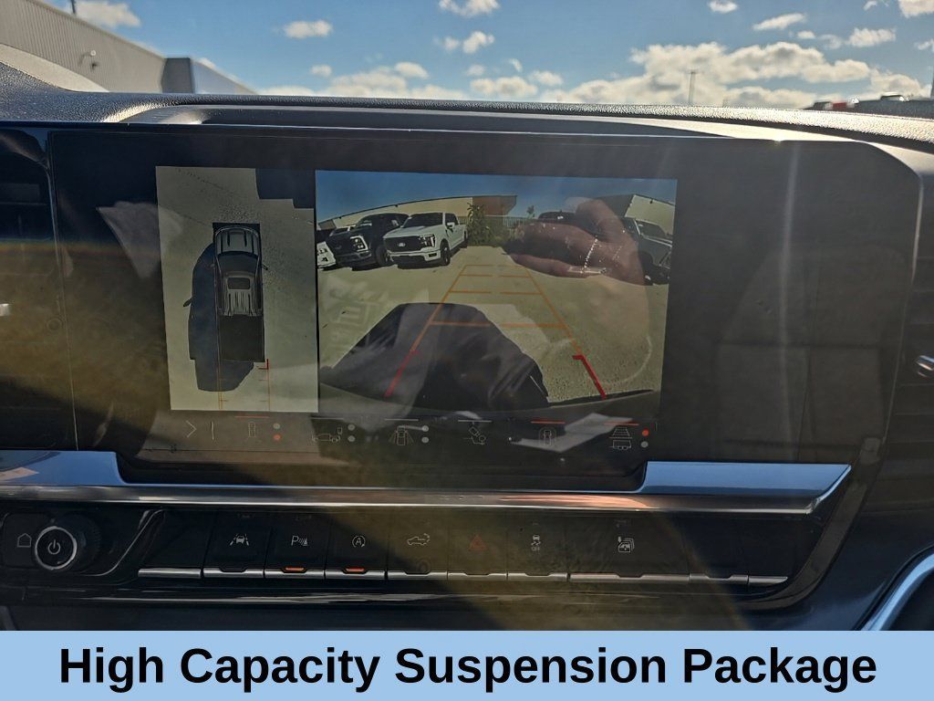 Used 2026 Chevrolet Silverado 1500 High Country w/ Midnight Edition AWD/4WD image 28