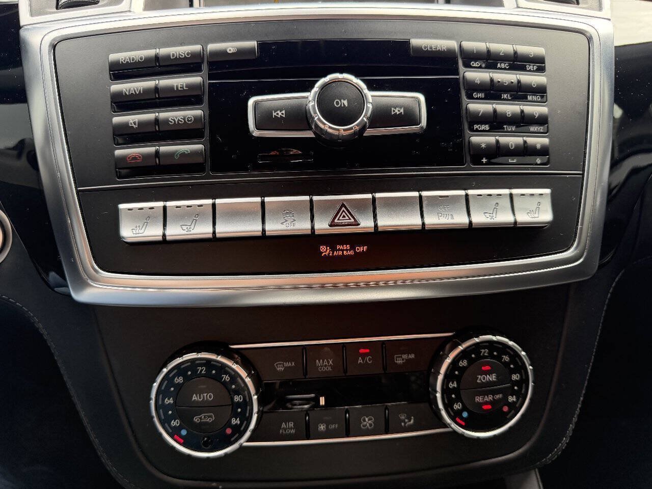 Used 2014 Mercedes-Benz GL 550 4MATIC image 17