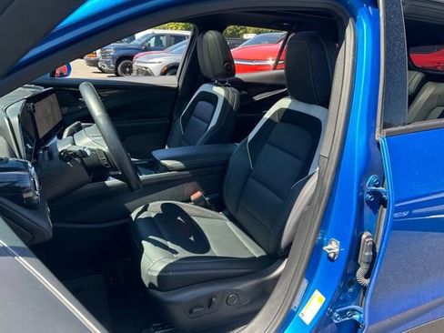 Used 2024 Chevrolet Blazer EV LT AWD/4WD image 3