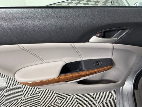 Used 2012 Honda Accord EX-L image 33