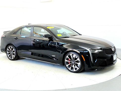 Used 2022 Cadillac CT4 V Blackwing w/ Technology Package image 7