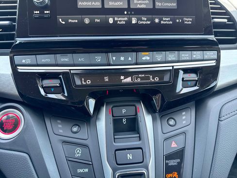 New 2026 Honda Odyssey EX-L image 17