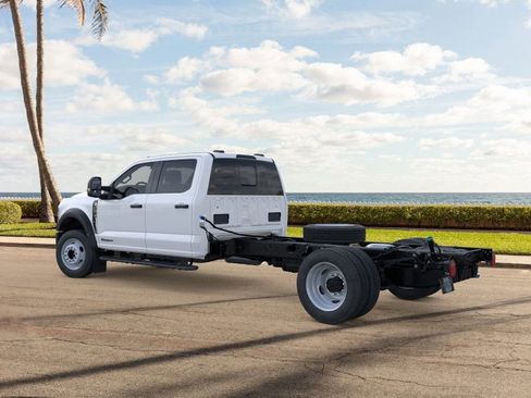New 2026 Ford F450 XL w/ XL Chrome Package image 4