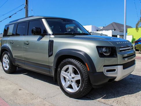 Used 2021 Land Rover Defender 110 SE image 8