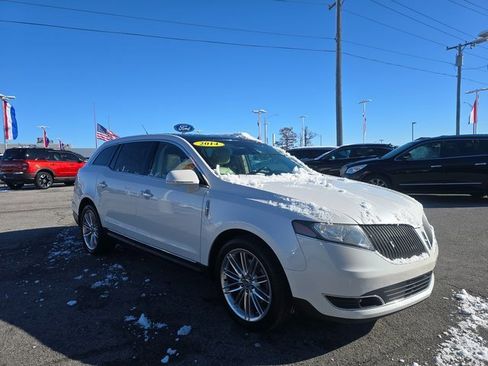 Used 2014 Lincoln MKT AWD w/ Equipment Group 201A image 2