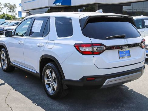 Certified 2024 Honda Pilot EX-L image 4