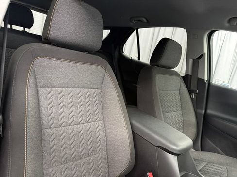 Used 2022 Chevrolet Equinox LT FWD image 17