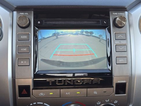 Used 2017 Toyota Tundra SR5 image 20