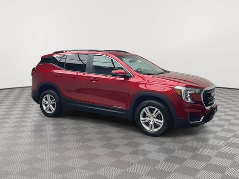 Certified 2023 GMC Terrain SLE w/ Driver Convenience Package AWD/4WD image 39