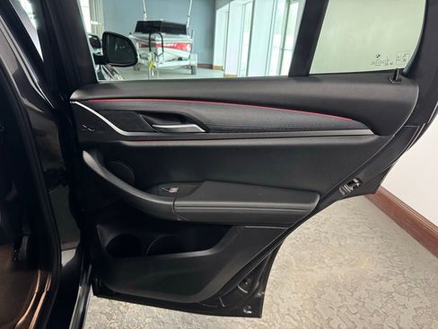 Used 2024 BMW X3 xDrive30i image 25