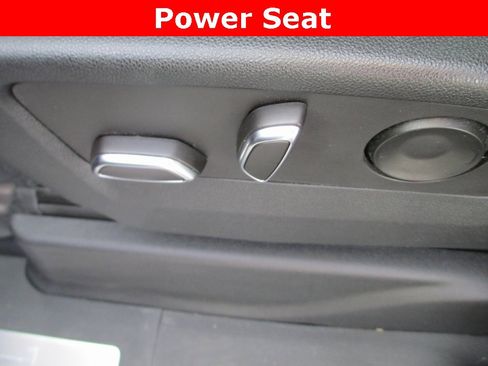 Certified 2022 GMC Yukon XL Denali image 29