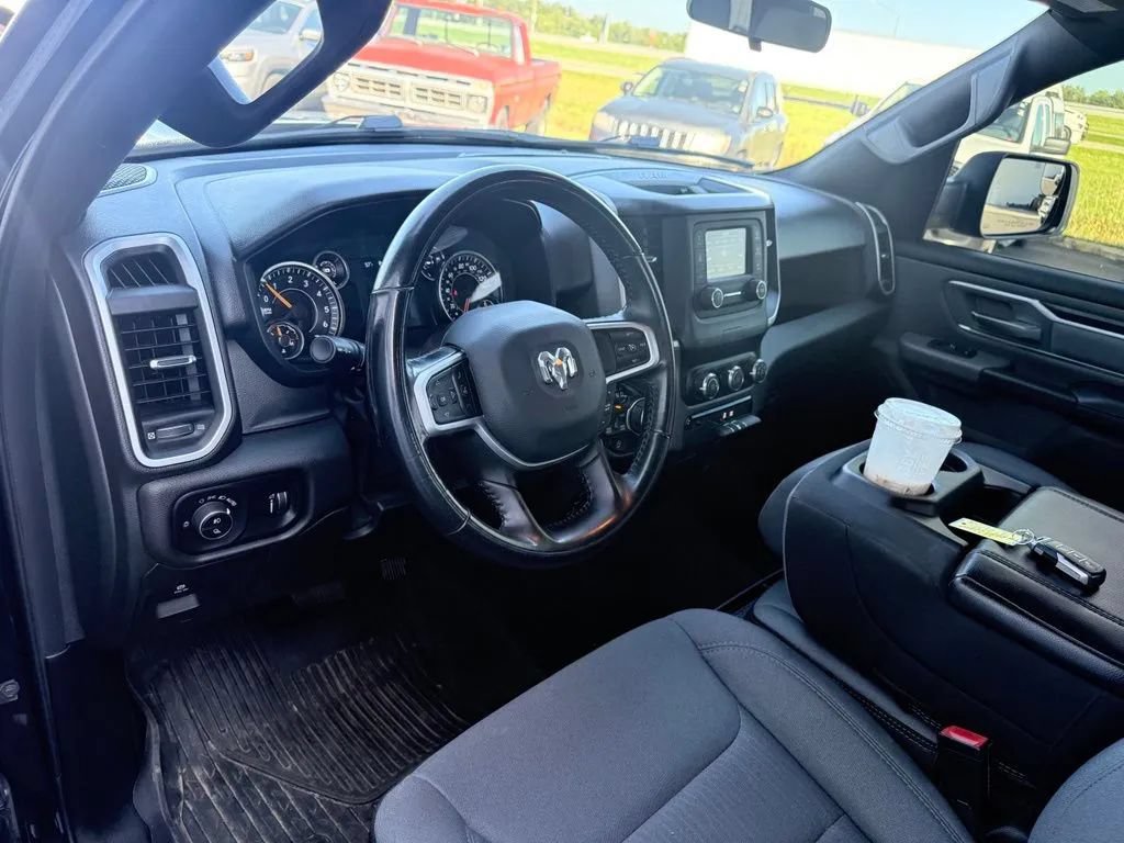 Used 2022 RAM 1500 Big Horn AWD/4WD image 12