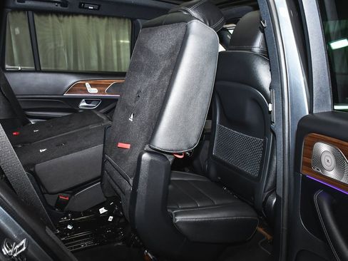 Used 2025 Mercedes-Benz GLS 450 4MATIC image 59