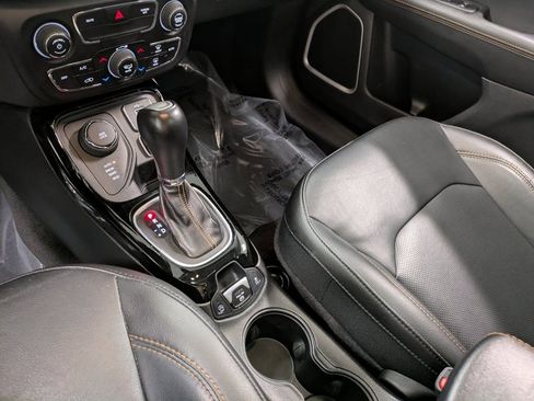 Used 2019 Jeep Compass Limited image 14