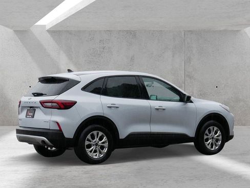 Certified 2025 Ford Escape Active AWD/4WD image 3
