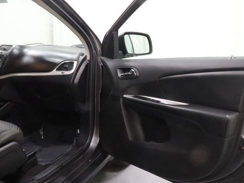 Used 2016 Dodge Journey SXT w/ Comfort/Convenience Group AWD/4WD image 14