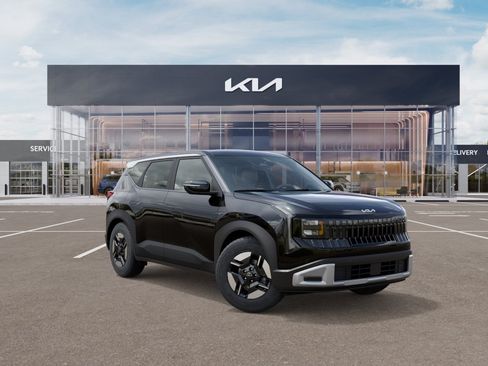 New 2027 Kia Seltos LX FWD image 8